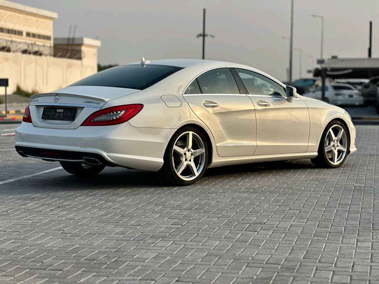 Mercedes Benz CLS-Class - Image 12