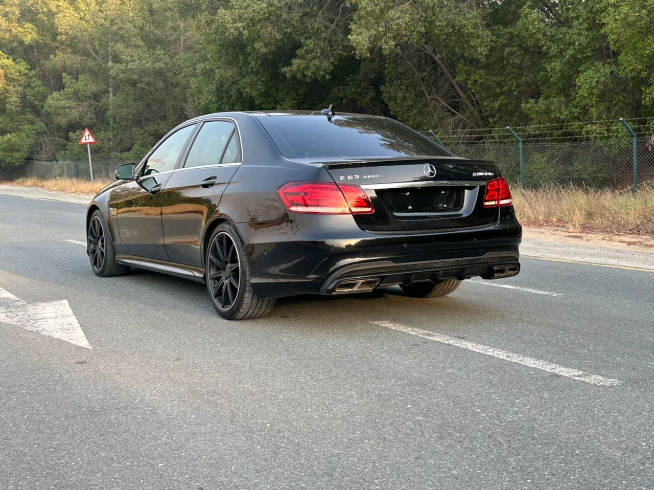 Mercedes Benz E-Class - Image 6