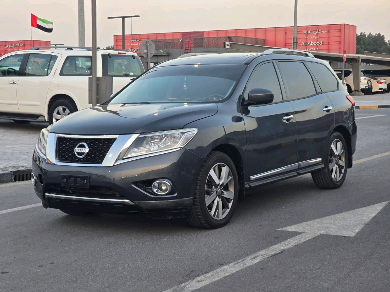 Nissan Pathfinder - Image 6
