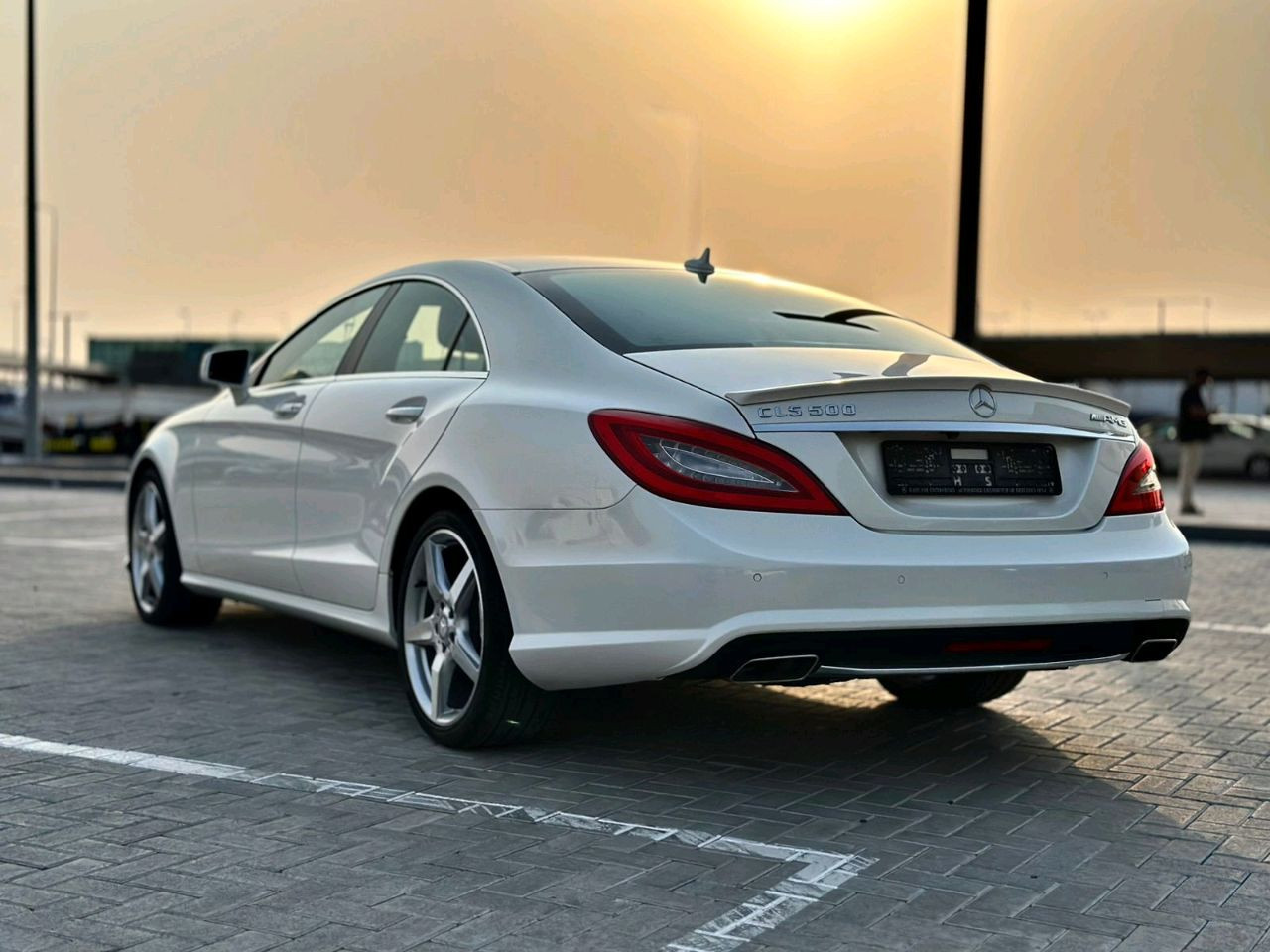 Mercedes Benz CLS-Class - Image 4