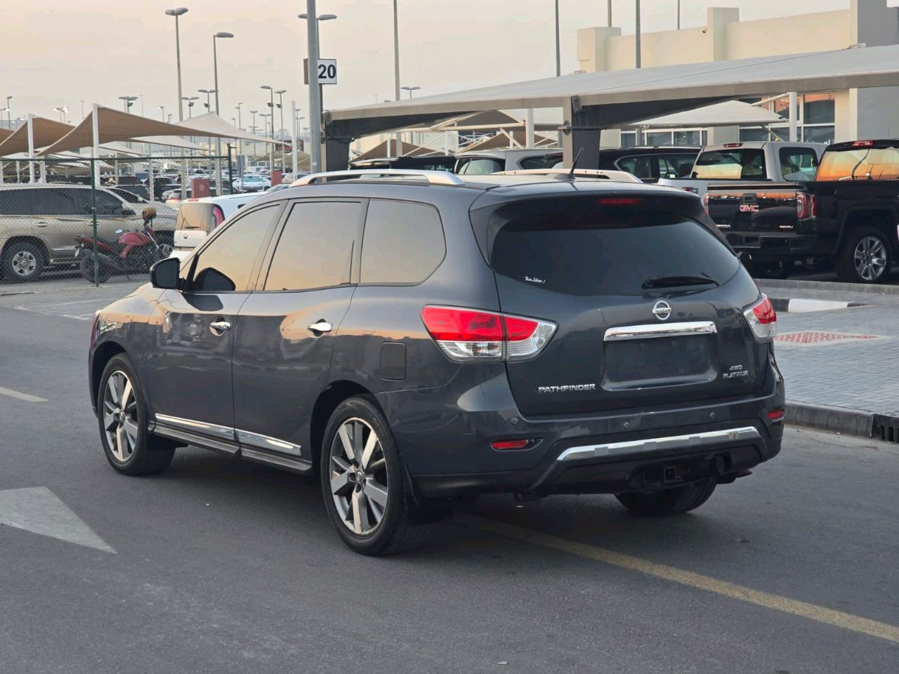 Nissan Pathfinder - Image 10
