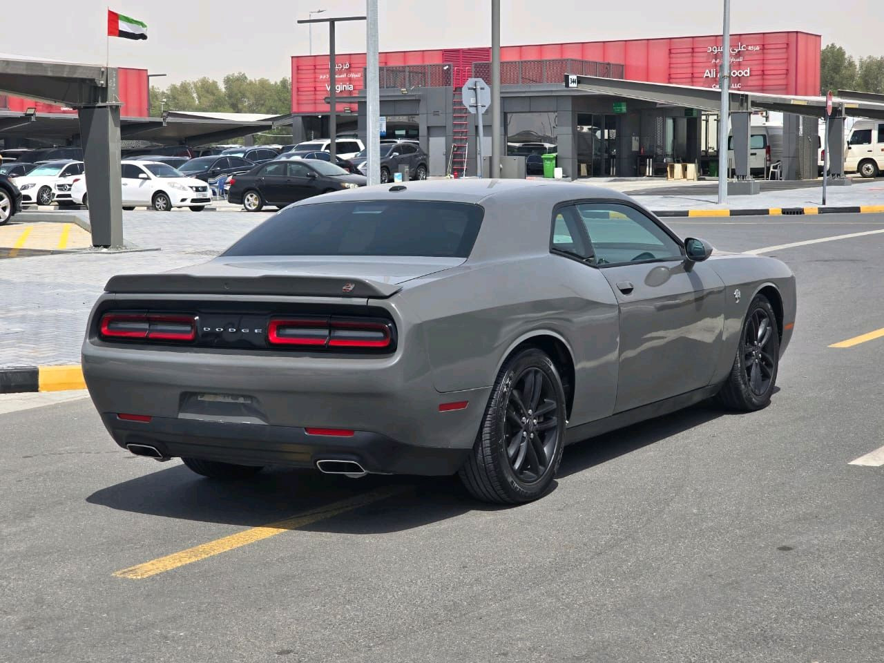 Dodge Challenger - Image 3