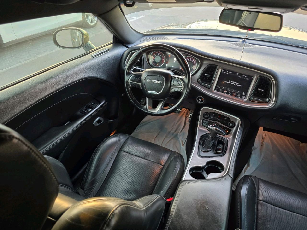 Dodge Challenger - Image 4