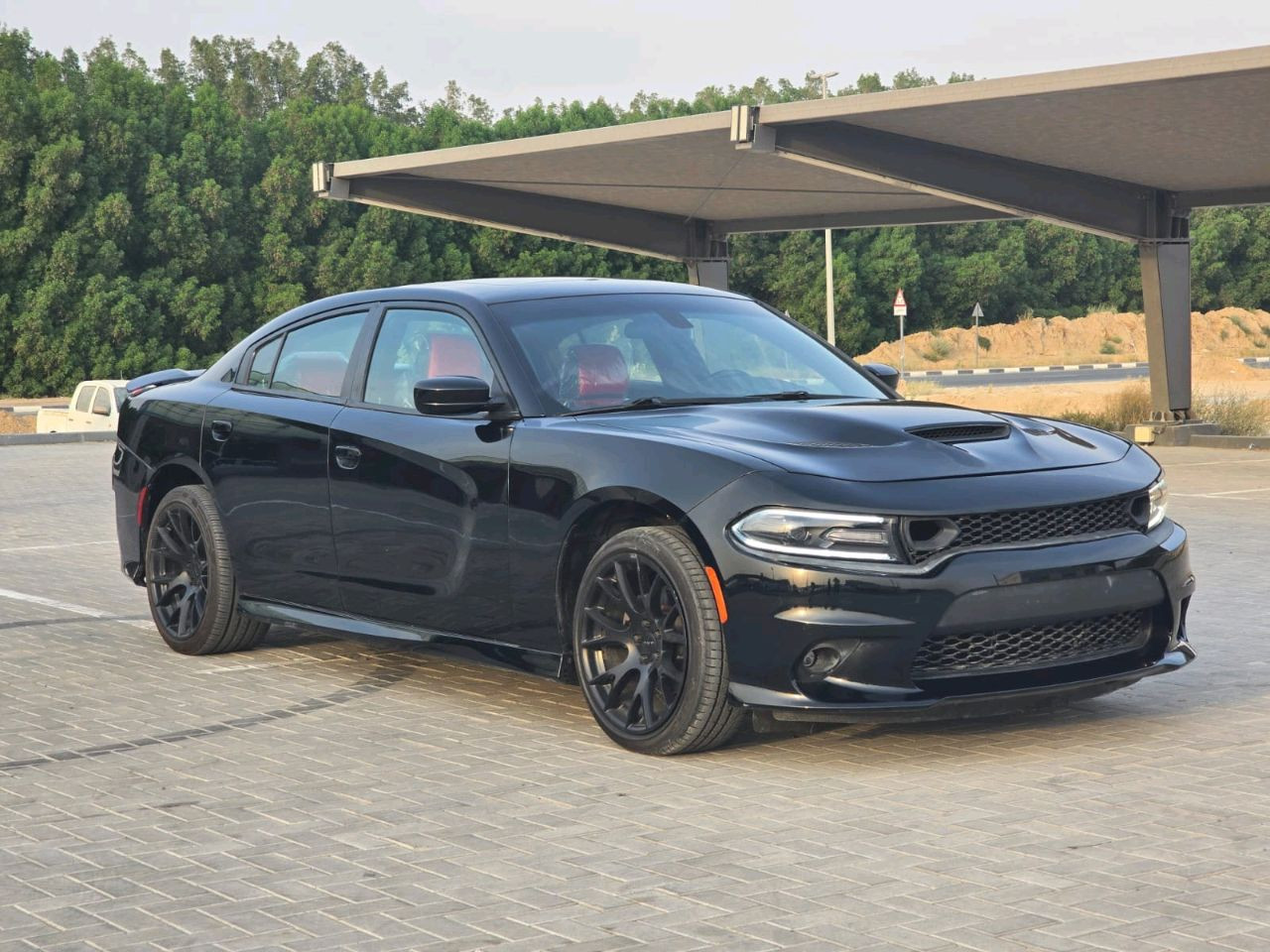Dodge Charger - Image 4