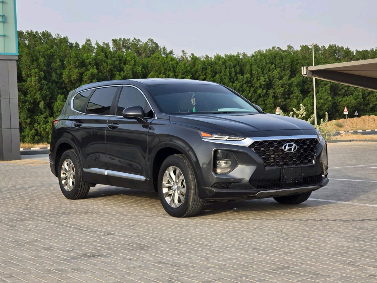 Hyundai Santa Fe - Image 10