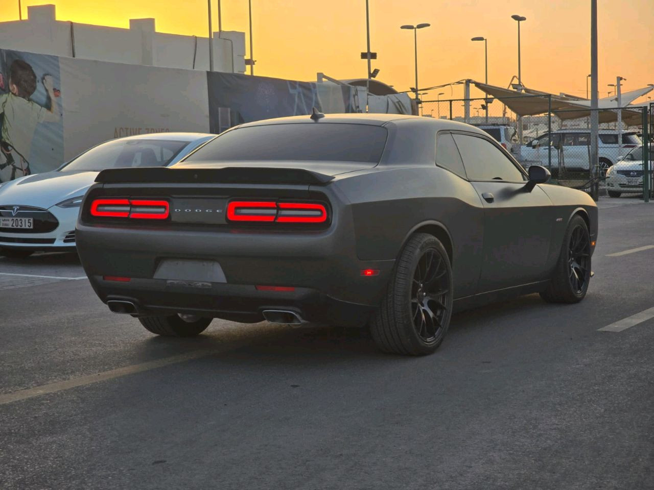 Dodge Challenger - Image 11
