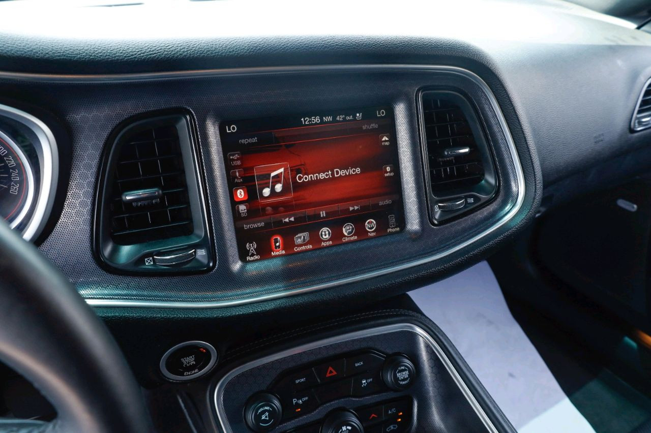 Dodge Challenger - Image 3
