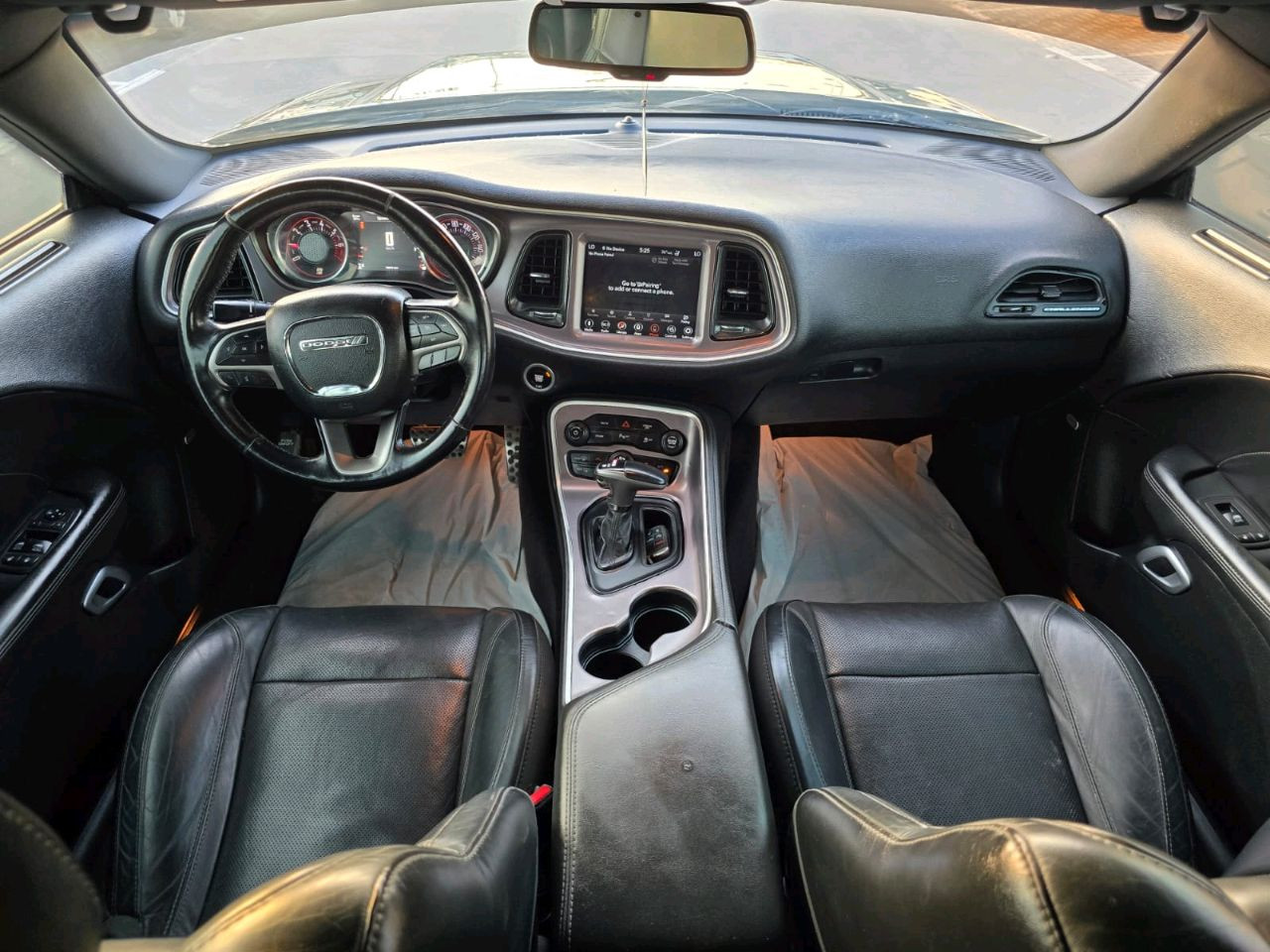 Dodge Challenger - Image 11