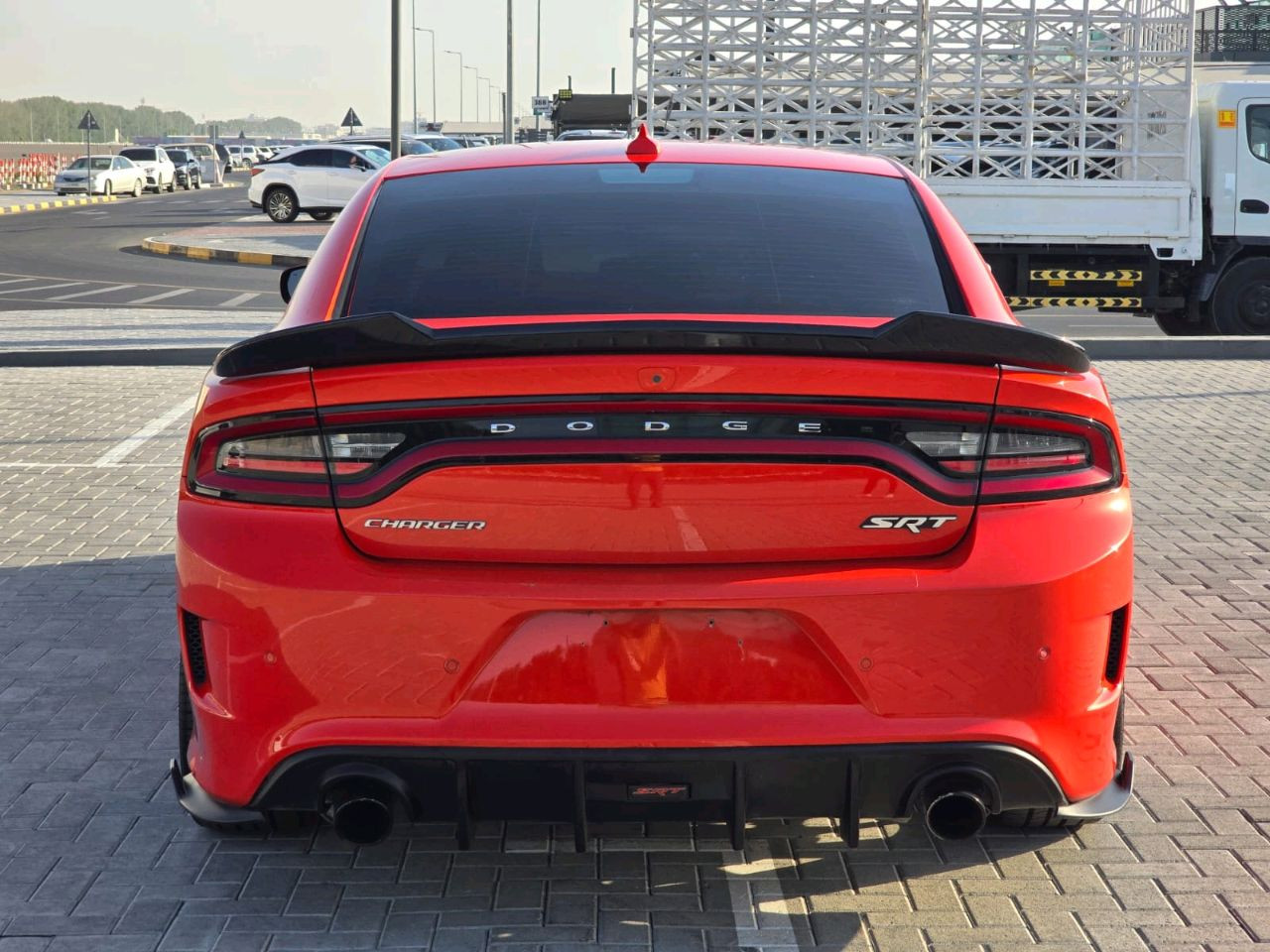 Dodge Charger - Image 9