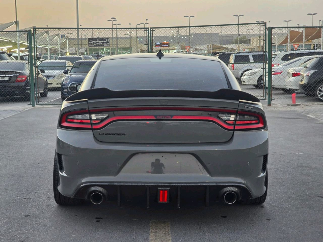 Dodge Charger - Image 12