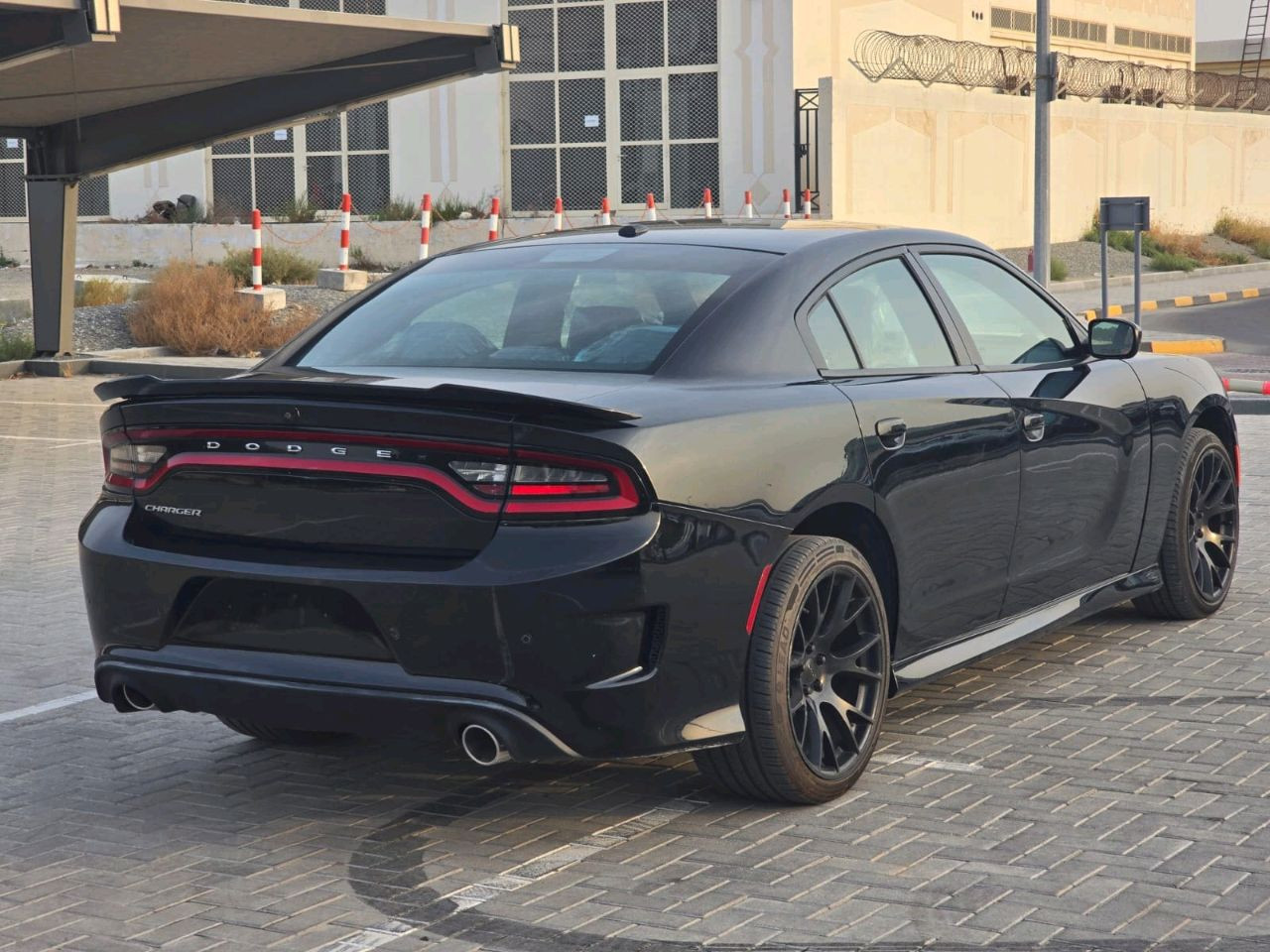 Dodge Charger - Image 7