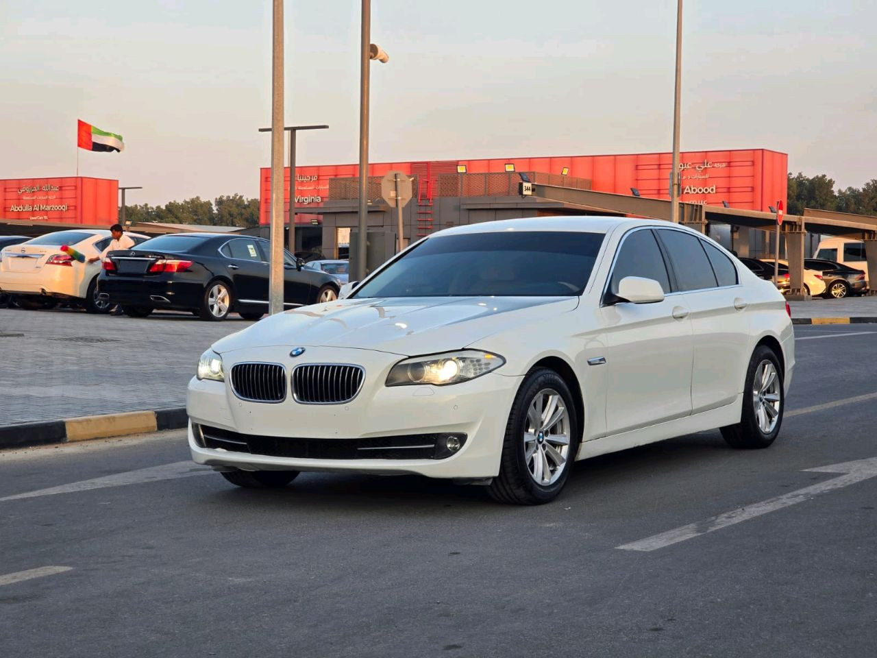 BMW 5-Series - Image 3