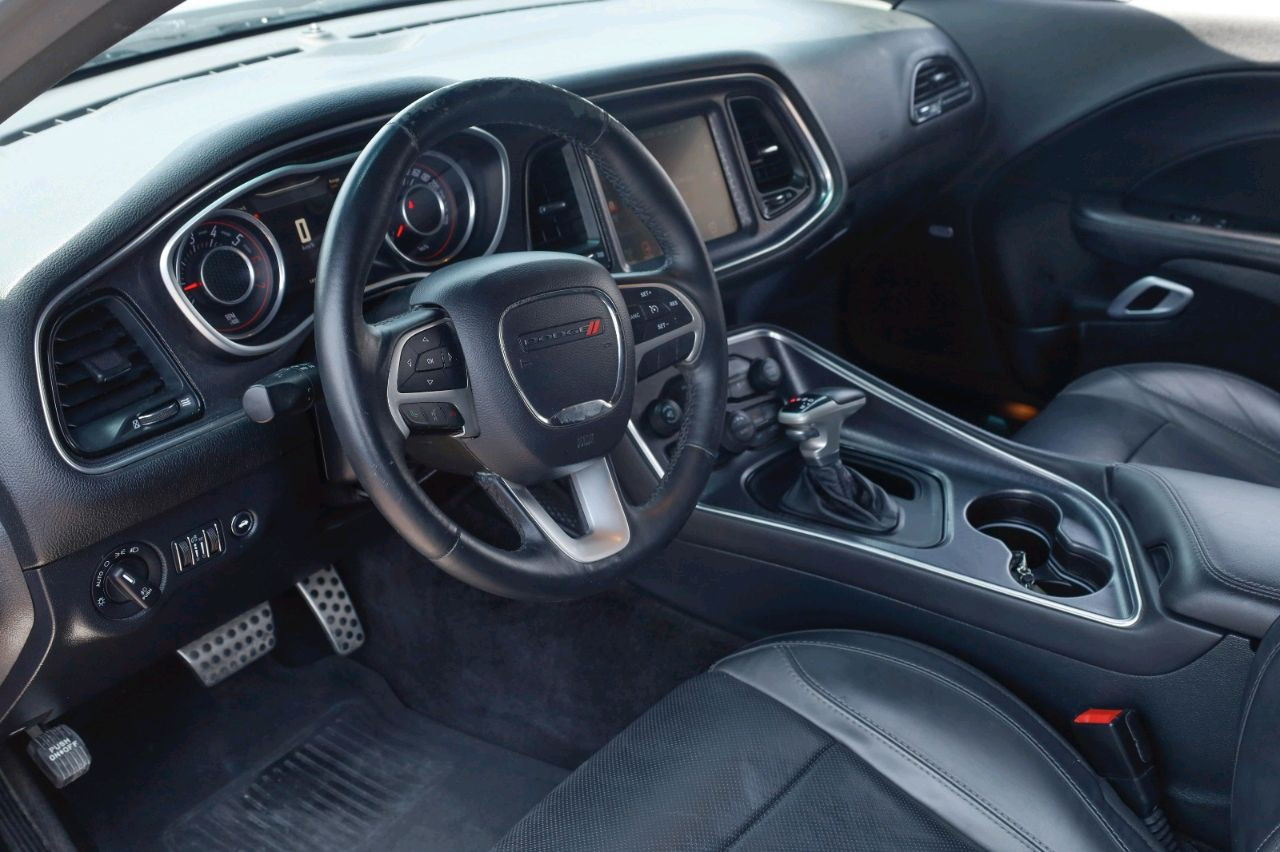 Dodge Challenger - Image 13