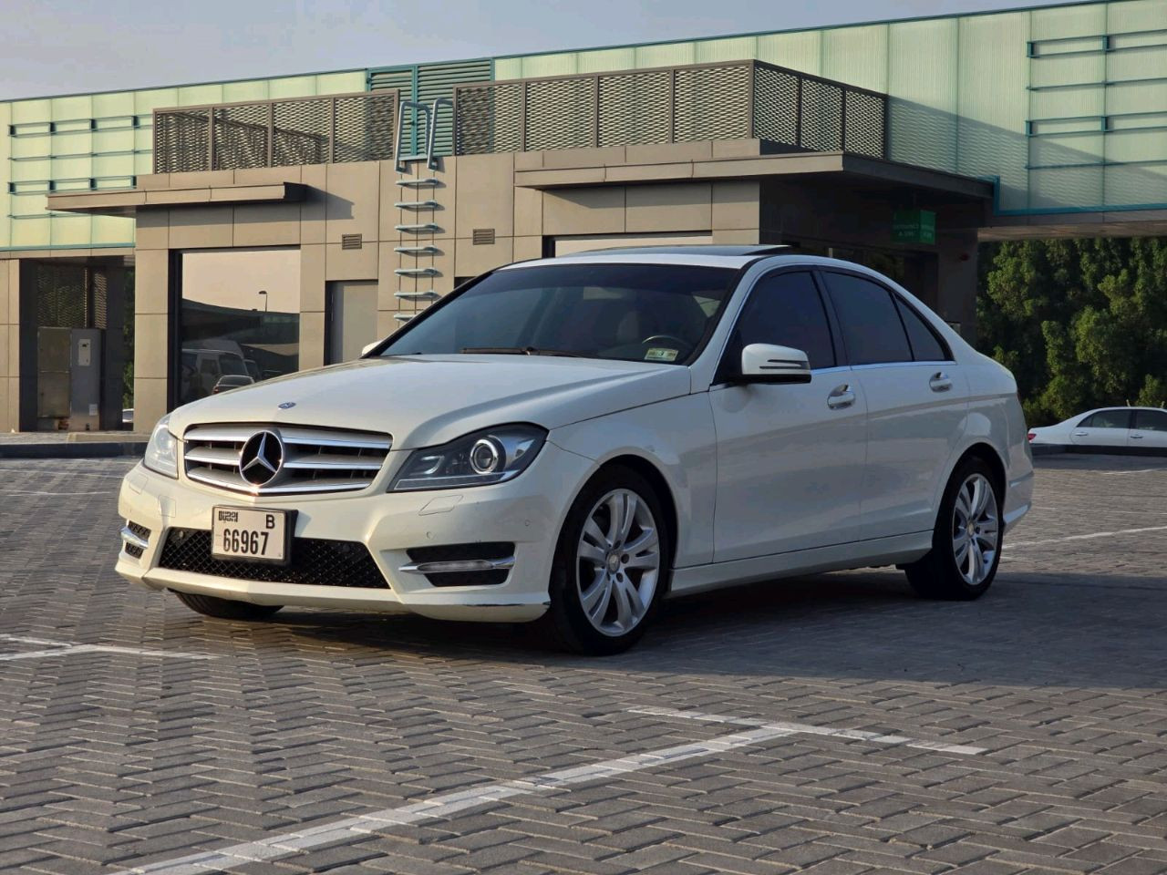 Mercedes Benz C-Class - Image 17
