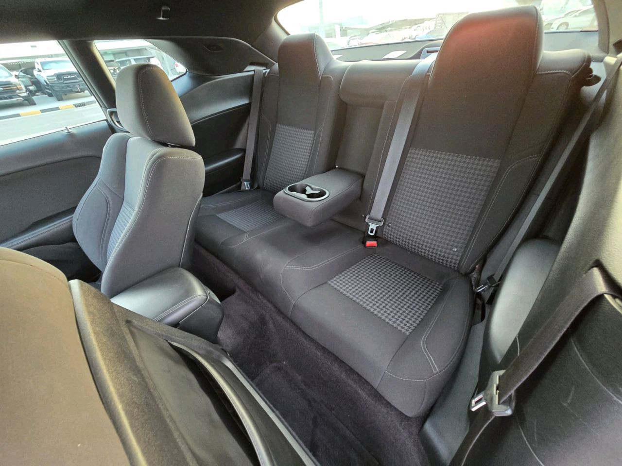 Dodge Challenger - Image 15