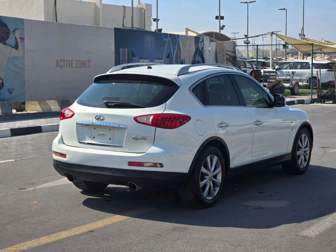 Infiniti QX50 - Image 2
