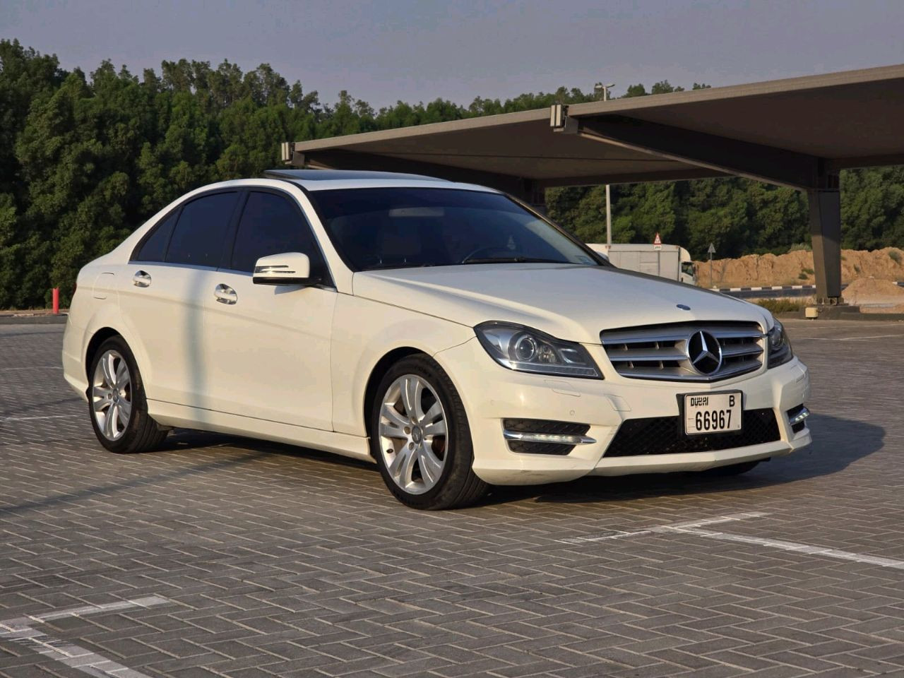 Mercedes Benz C-Class - Image 6