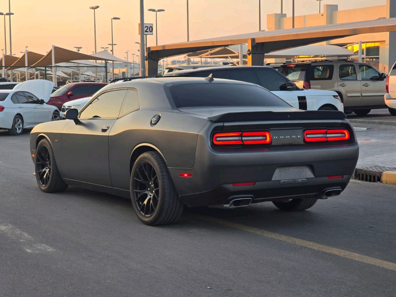Dodge Challenger - Image 6