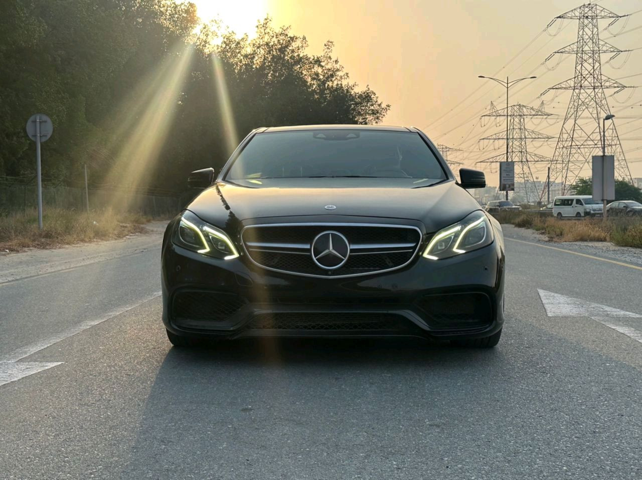 Mercedes Benz E-Class - Image 10