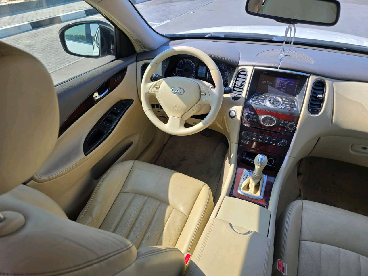 Infiniti QX50 - Image 9