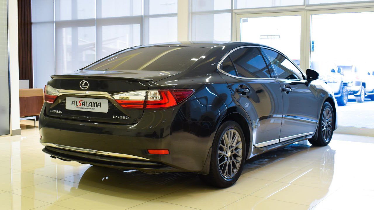 Lexus ES-Series - Image 2