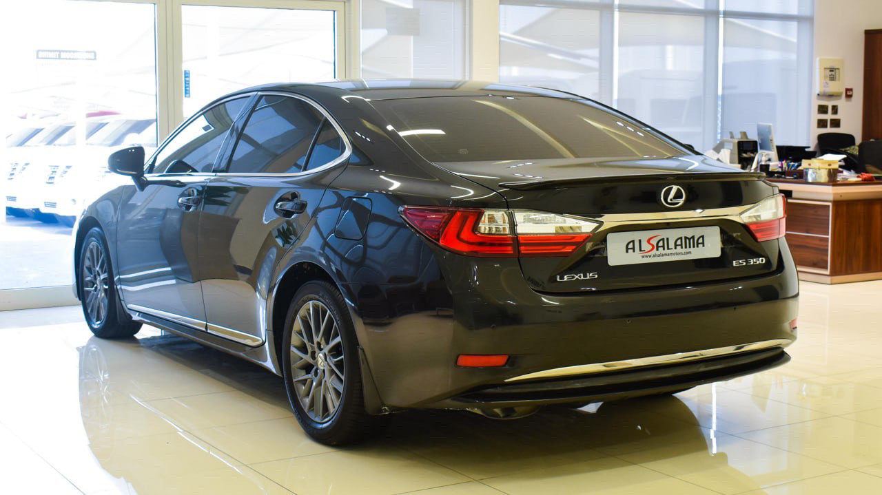 Lexus ES-Series - Image 3