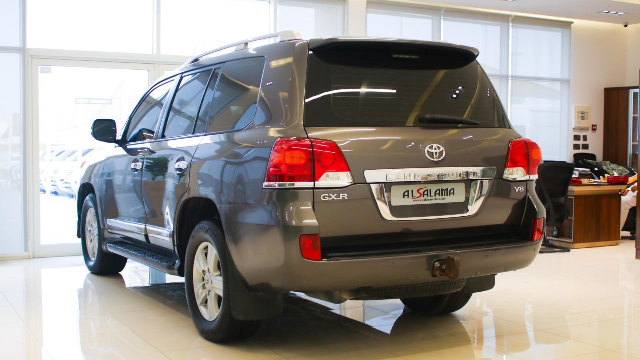 Toyota Land Cruiser - Image 9