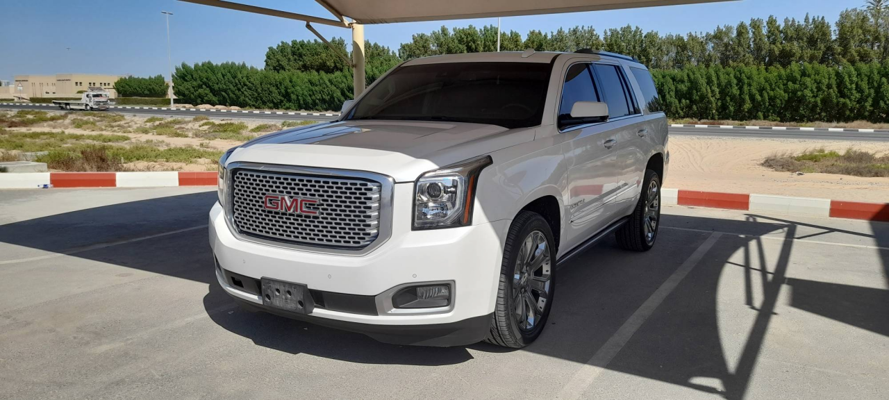 GMC Yukon - Image 2