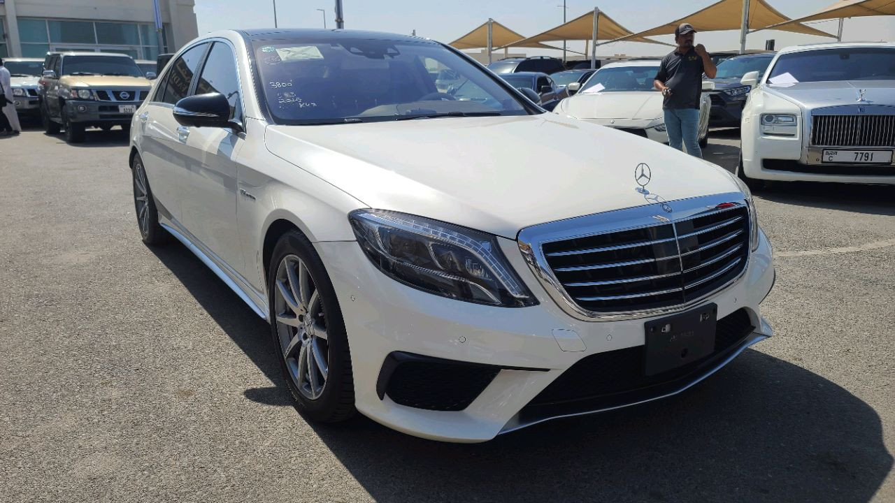 Mercedes Benz S-Class - Image 8
