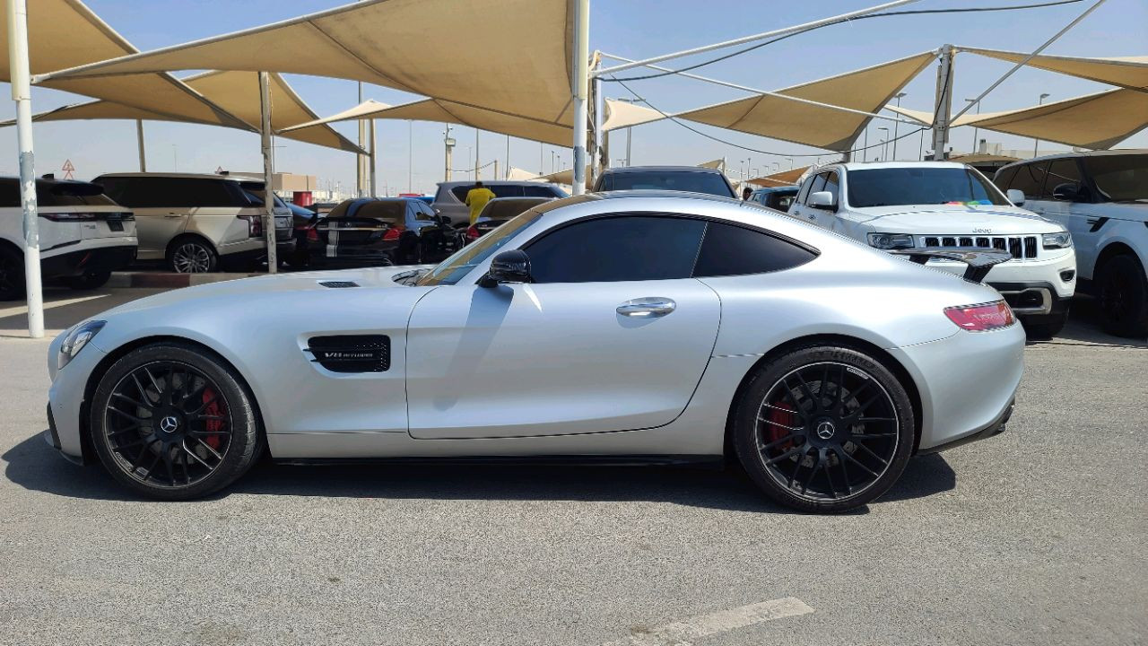 Mercedes Benz GT - Image 3