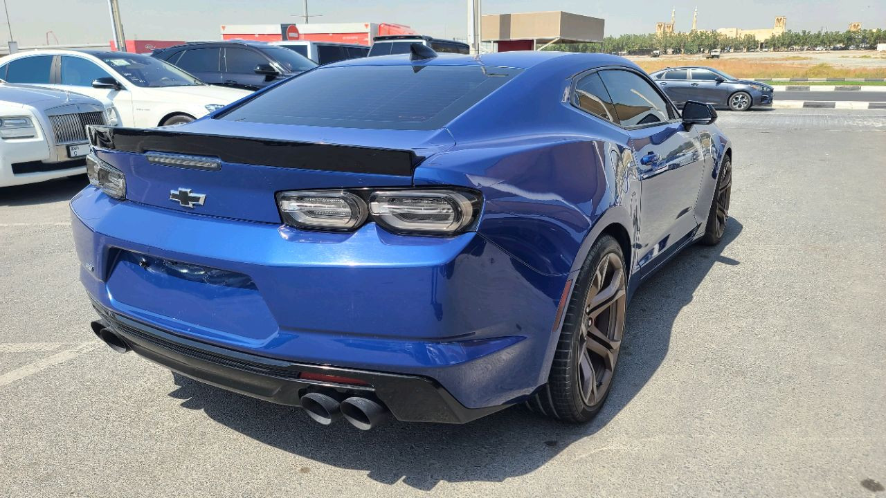 Chevrolet Camaro - Image 6