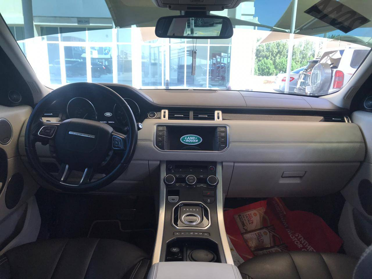 Land Rover LR4 - Image 6