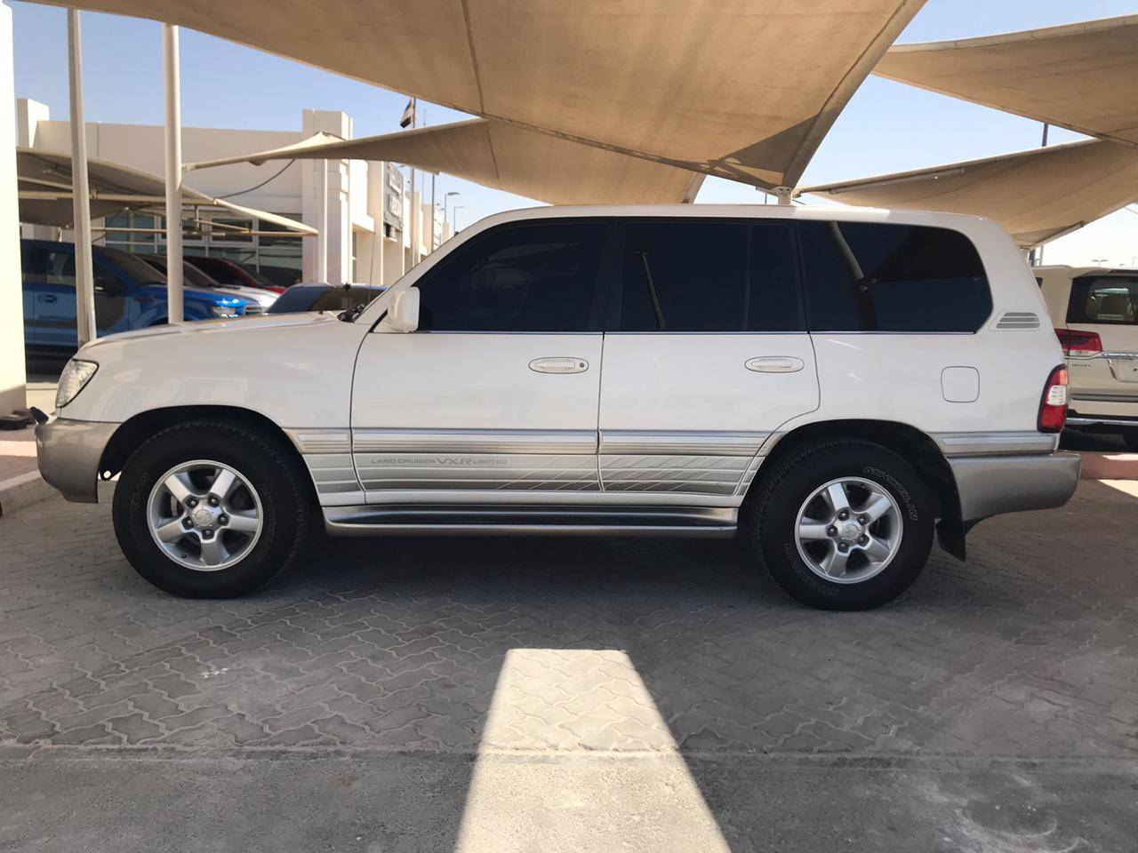 Toyota Land Cruiser - Image 5