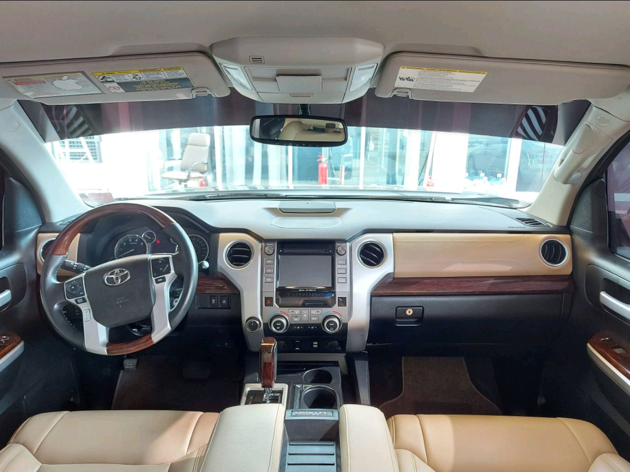 Toyota Tundra - Image 5