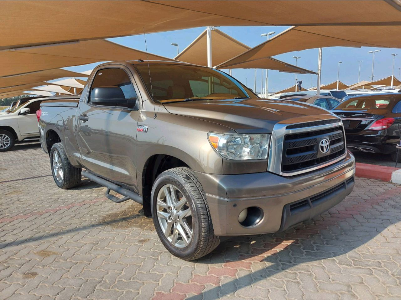 Toyota Tundra - Image 2