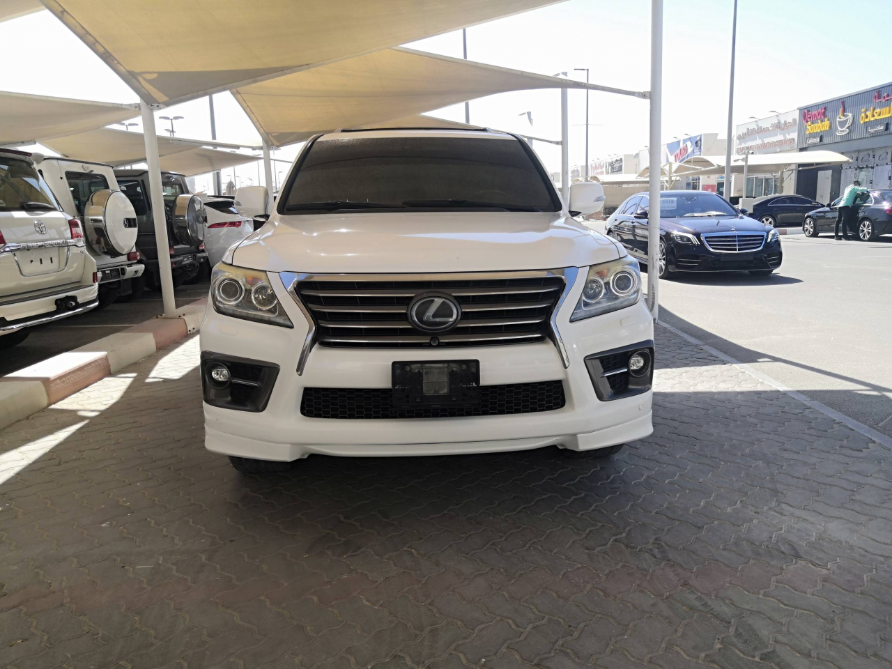 Lexus LX-Series - Image 4