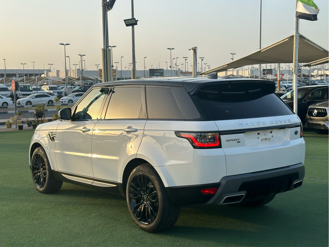 Range Rover Sport - Image 11