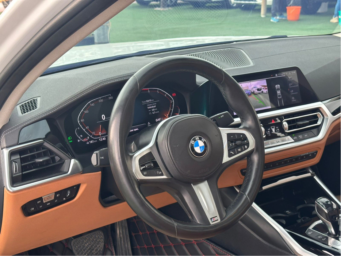 BMW 3-Series - Image 8