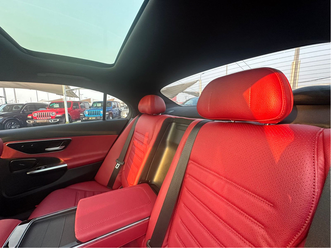 Mercedes Benz C-Class - Image 4