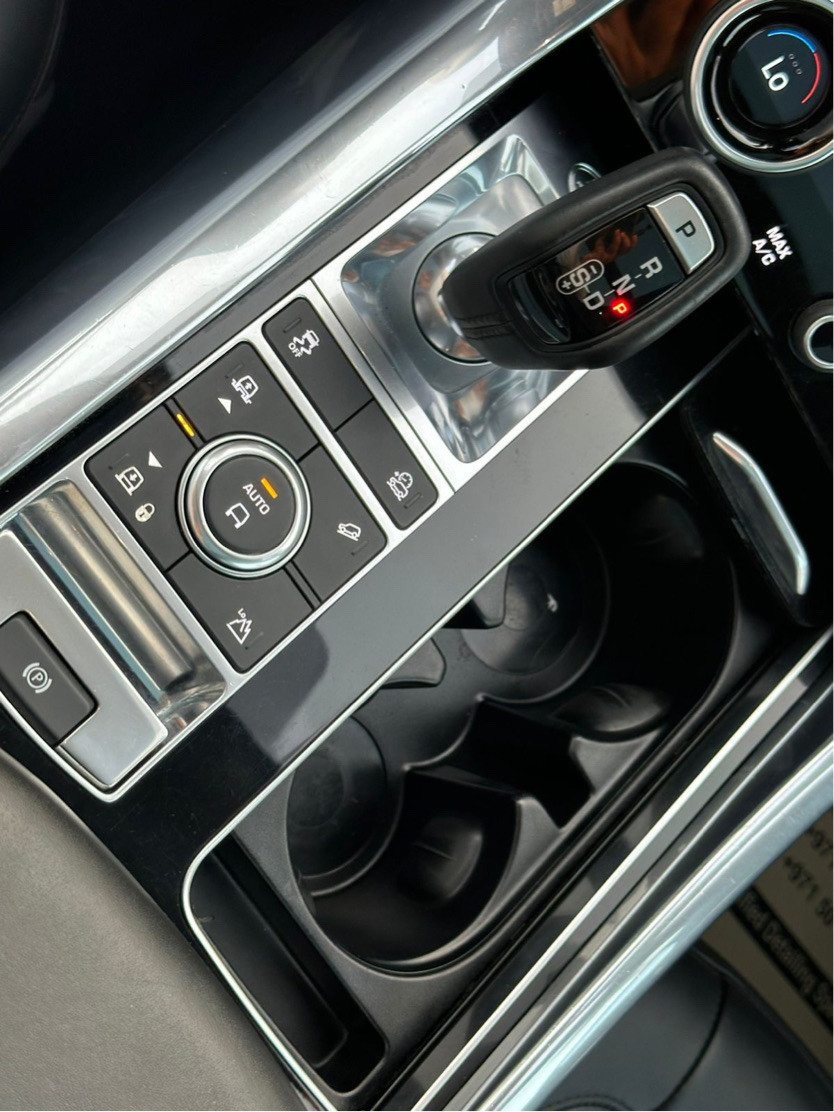 Range Rover Sport - Image 10