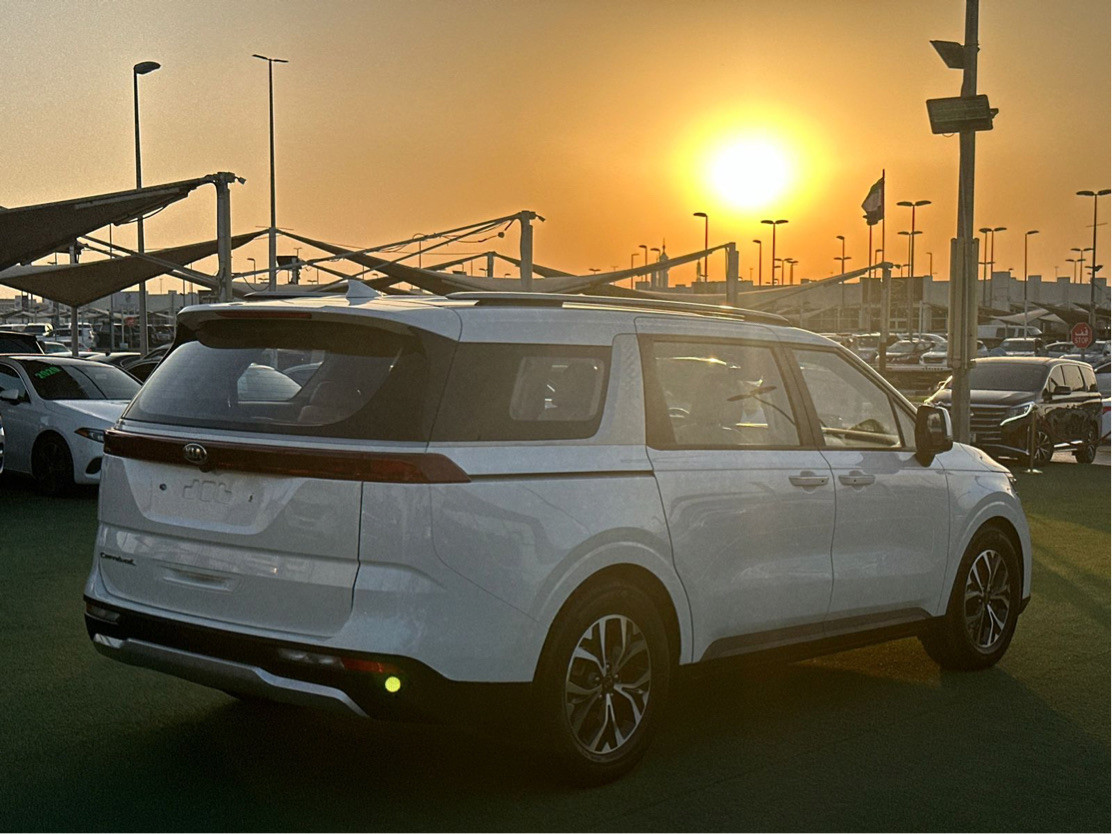 KIA Carnival - Image 6