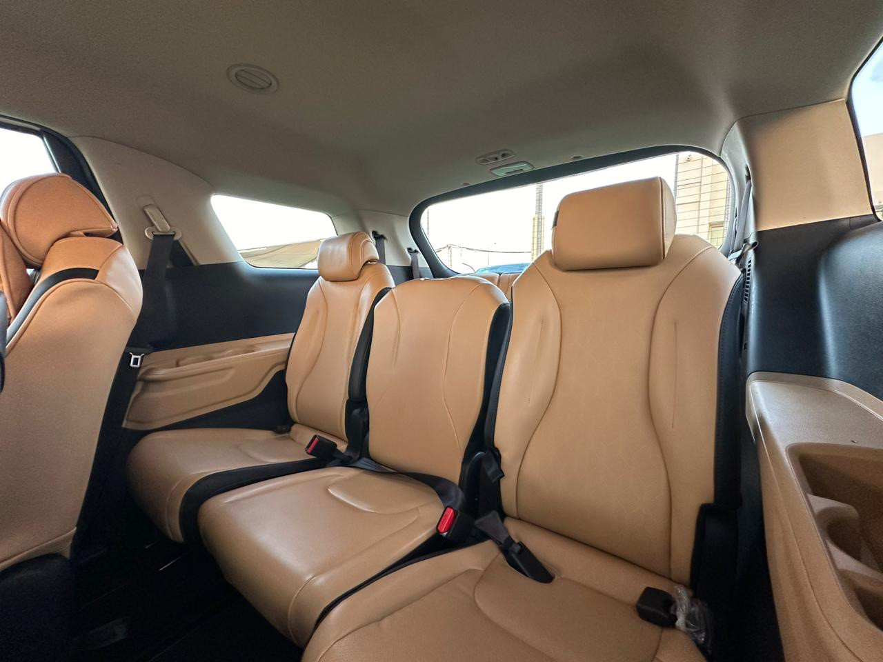KIA Carnival - Image 12