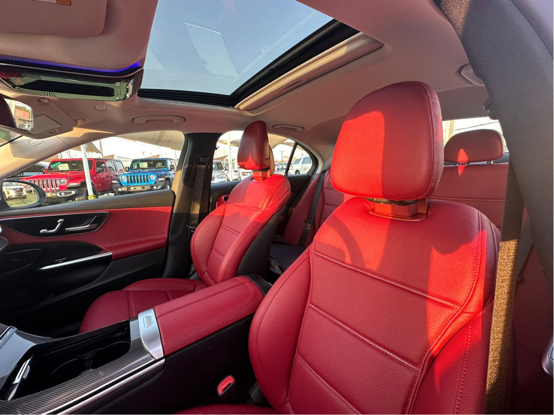 Mercedes Benz C-Class - Image 10