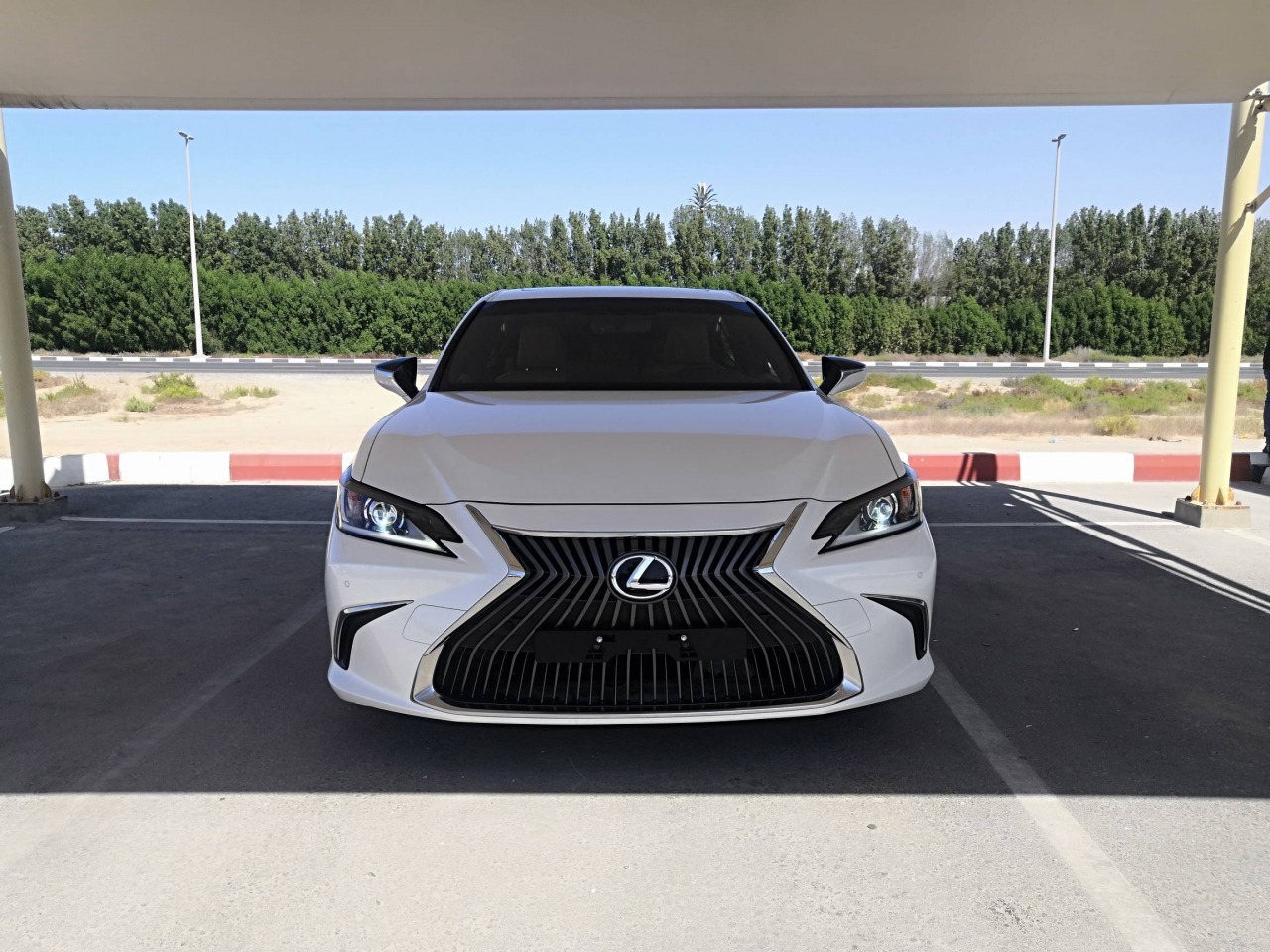 Lexus ES-Series - Image 4