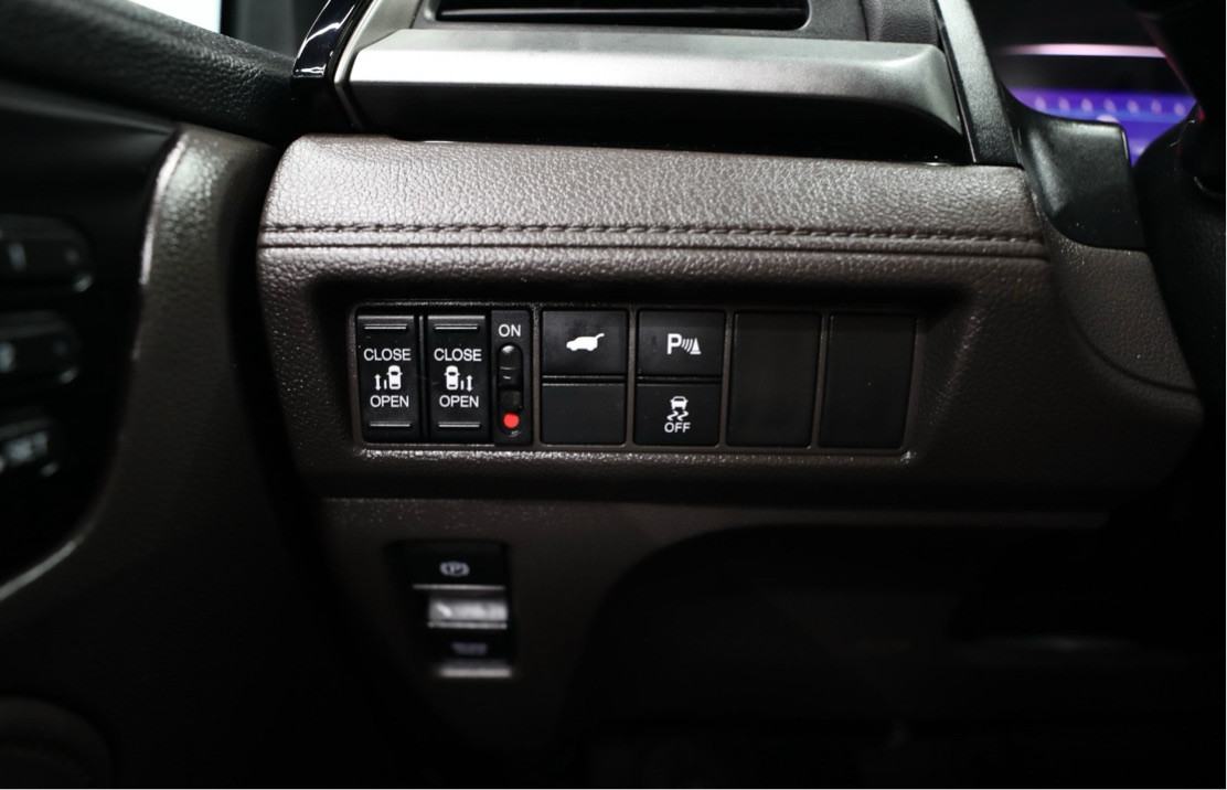 Honda Odyssey - Image 10