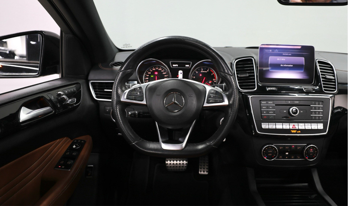 Mercedes Benz GLE Coupe - Image 7