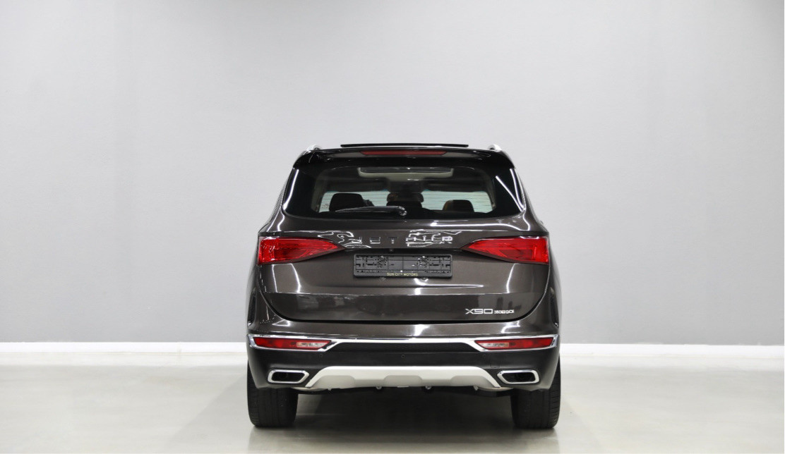 Jetour X 90 PLUS 2.0 - Image 4