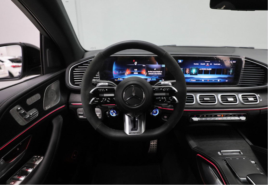Mercedes Benz GLE SUV - Image 7