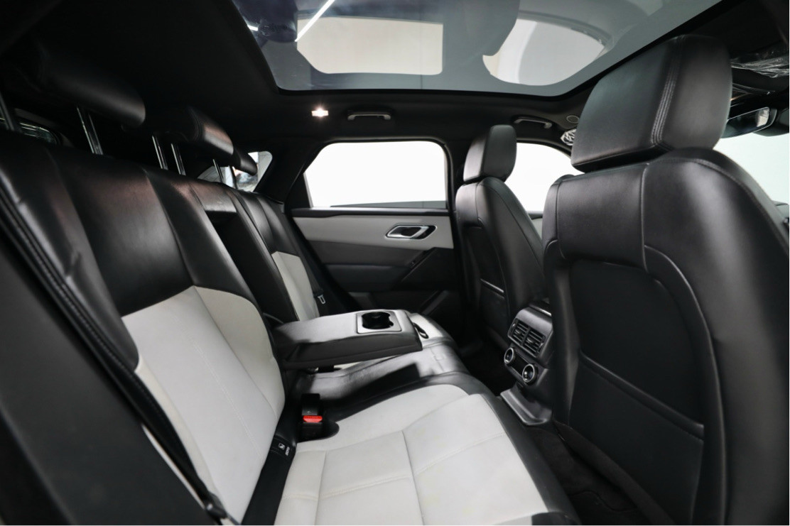 Range Rover VELAR - Image 17