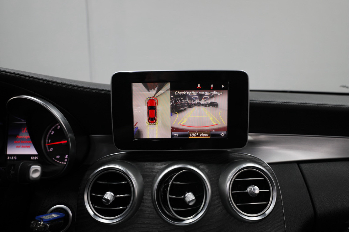 Mercedes Benz C-Class - Image 8